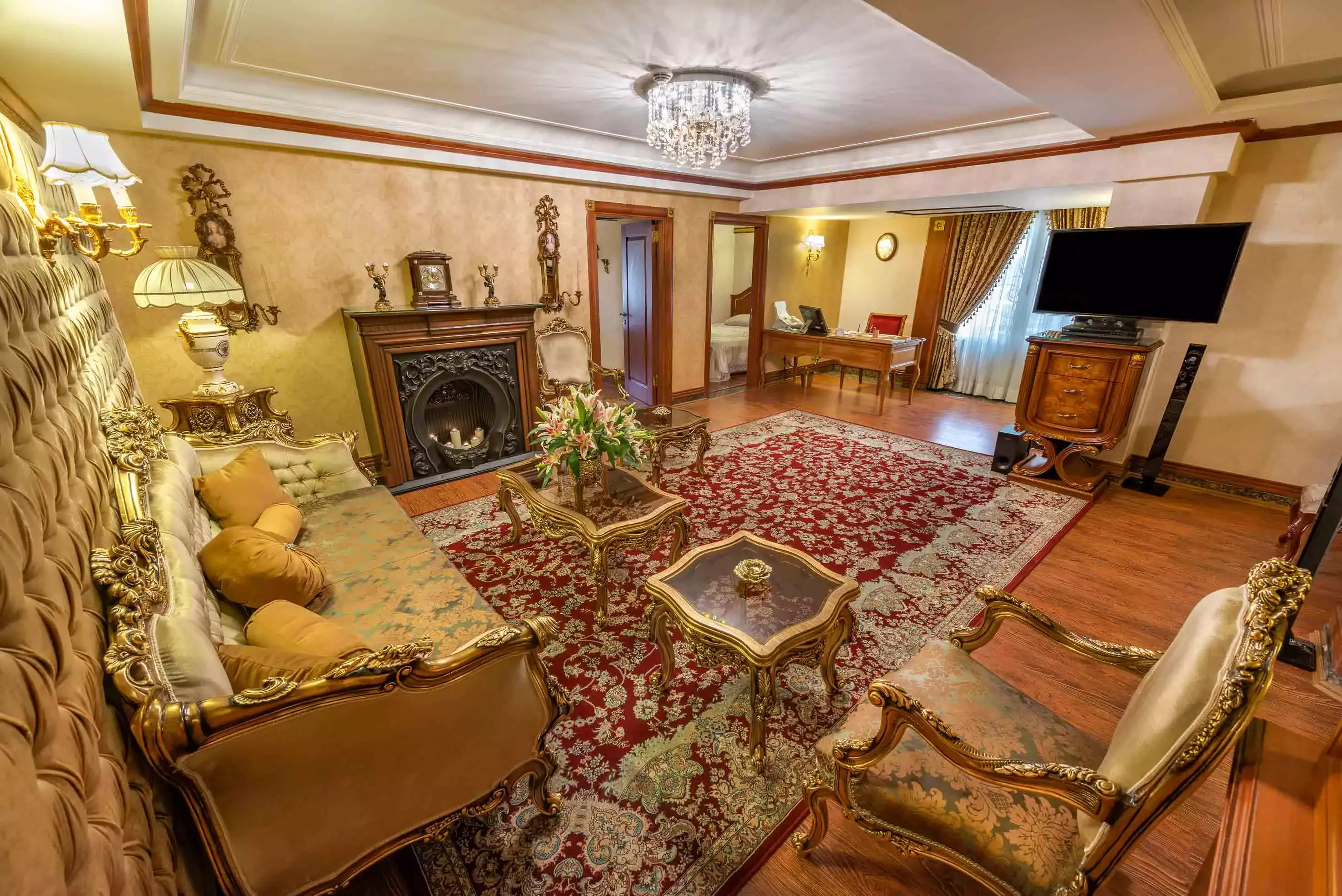 Alibaba https://cdn.alibaba.ir/ostorage/hotel-accommodation-images/68ca9e2ba1e6f83605b7e3e2_امپریال سوئیت (2).webp